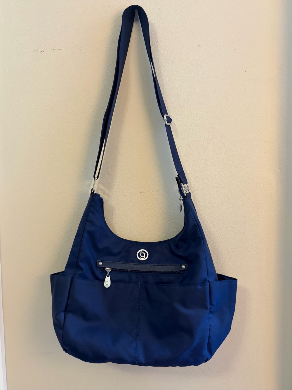Baggallini Navy Blue Nylon Hobo Crossbody Shoulder Bag RFID Adjustable Strap